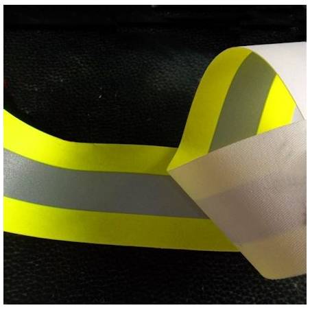 Retroreflektierendes und fluoreszierendes Nähband