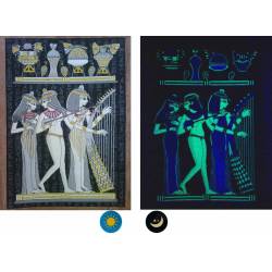 Entdecken Sie auf dieser Seite, unsere 10 photolumineszenten Papyrus Modellen, in Ägypten hergestellt.  Lieferung in 24 Stunden.