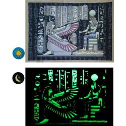 Entdecken Sie auf dieser Seite, unsere 10 photolumineszenten Papyrus Modellen, in Ägypten hergestellt.  Lieferung in 24 Stunden.